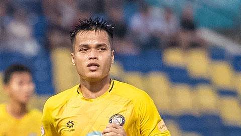 A Mít gia nhập CLB Nam Định